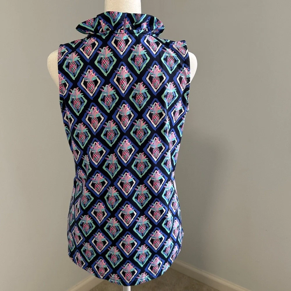 Lulu-B Pineapple Print Sleeveless Ruffle Blouse SZM - Picture 2 of 10